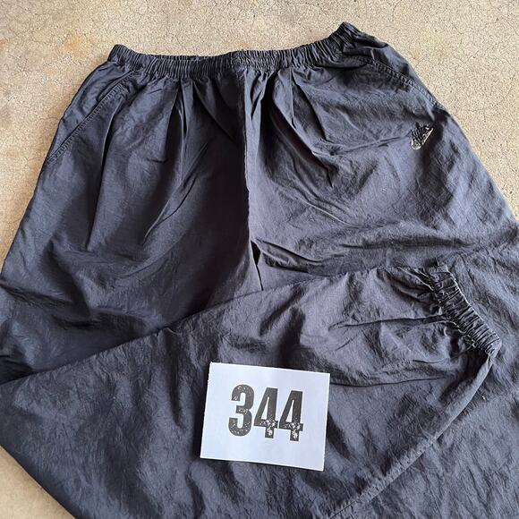 Vintage 90s Nike Black Mens L Nylon Sporty Athletic Windbreaker Swishy Pants - Picture 8 of 13